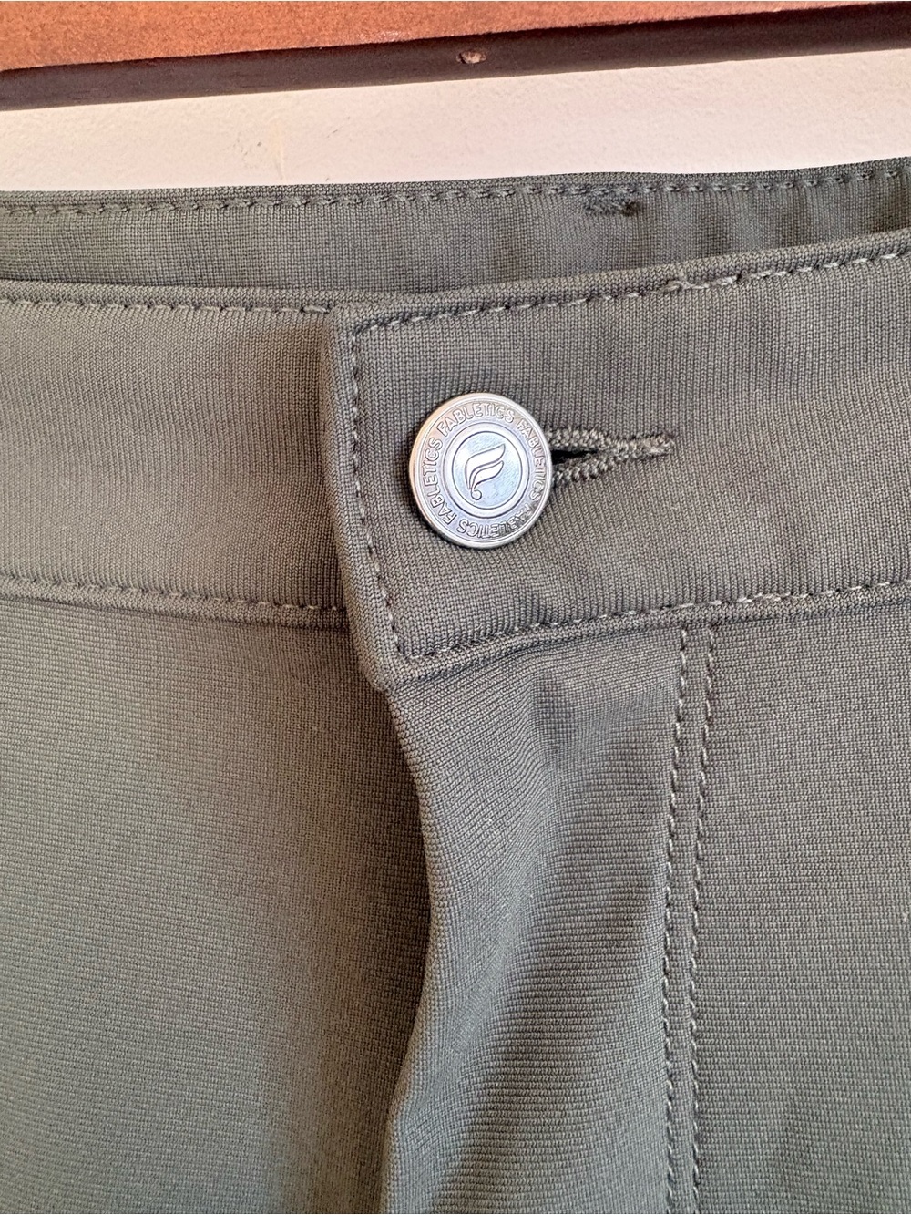 Fabletics Men's Olive Green‎ Performance Pants Waist 35” - Picture 3 of 7